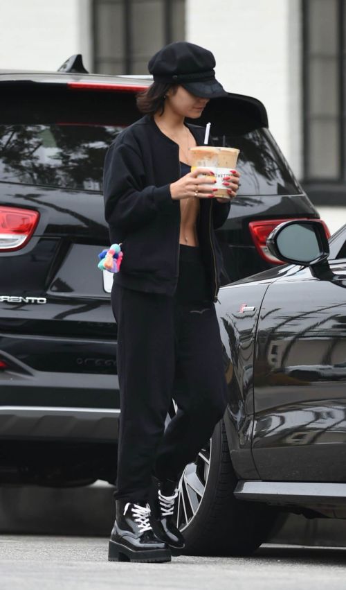 Vanessa Hudgens Leaves a Gym in Los Angeles 9