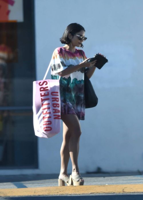 Vanessa Hudgens Leaves Urban Outfitters in Los Angeles 3