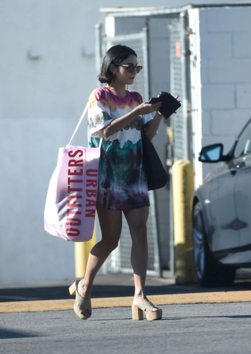 Vanessa Hudgens Leaves Urban Outfitters in Los Angeles 5