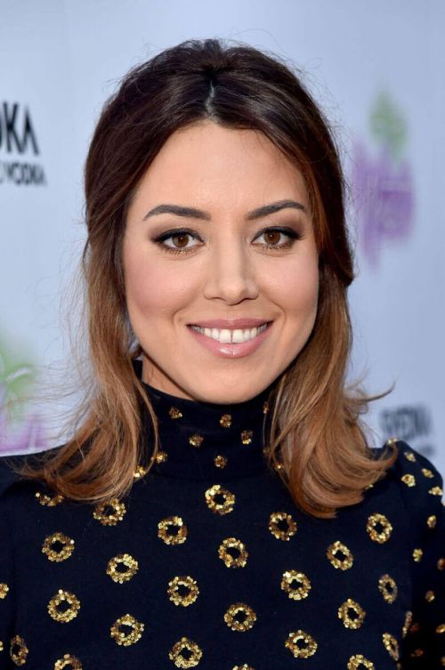 Aubrey Plaza Stills at Ingrid Goes West Premiere in Hollywood 3