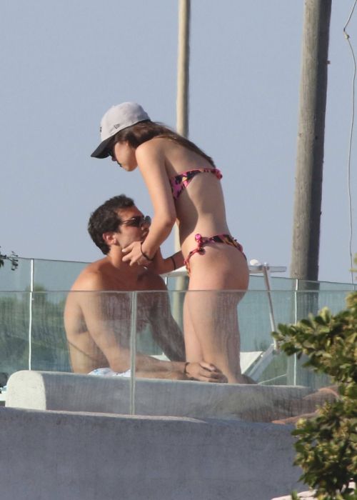 Aurora Ramazzotti and Goffredo Cerza Stills at a Pool in Fregene 2