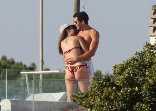 Aurora Ramazzotti and Goffredo Cerza Stills at a Pool in Fregene 8