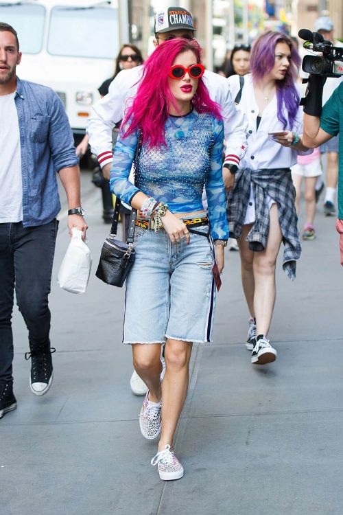 Bella Thorne Stills Out and About in New York 6