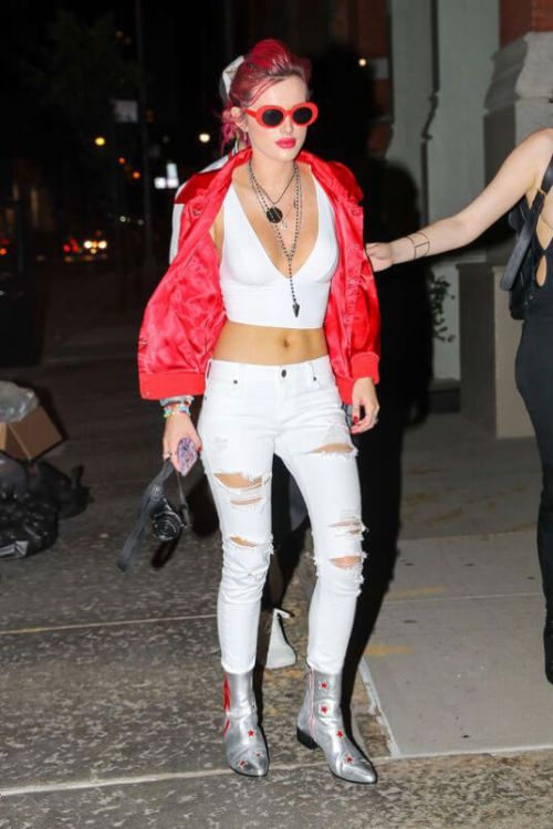 Bella Thorne Stills Out and About in New York 16