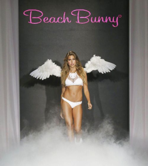 Charlotte McKinney Stills at Beach Bunny Runway Show in Miami Images 3