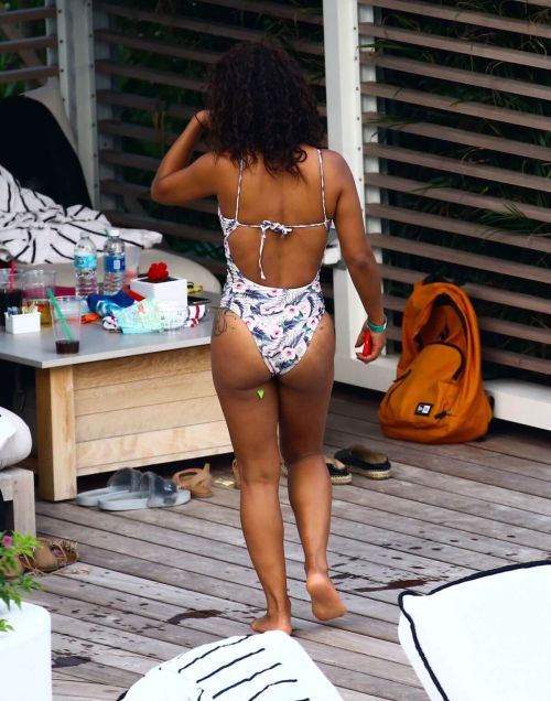 Christina Milian Stills in Swimsuit at Her Hotel in Miami 1