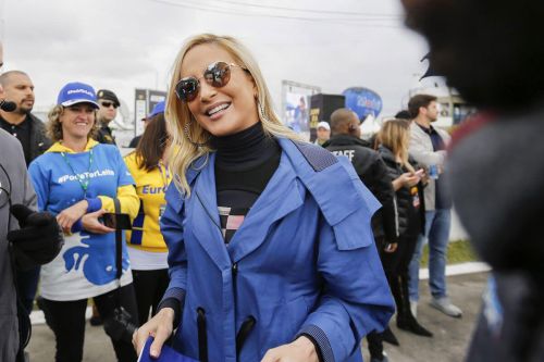 Claudia Leitte Stills at The Stock Car in Curitiba, Brazil