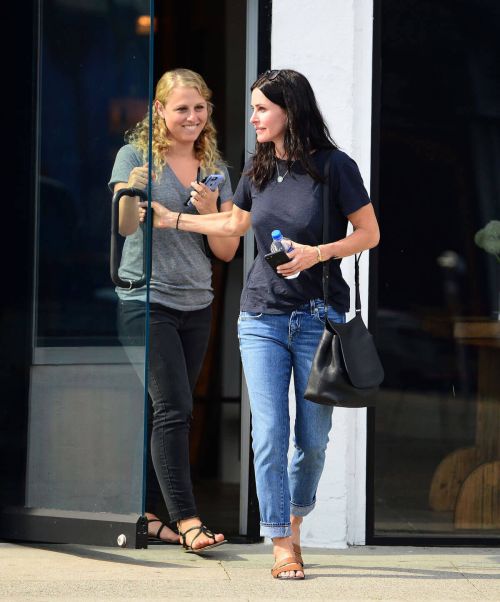 Courteney Cox Stills Out and About in Beverly Hills 5