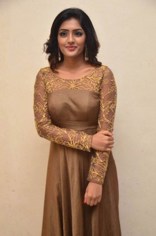 Eesha at MaayaMaal Pre Release Event Photos 6