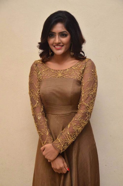 Eesha at MaayaMaal Pre Release Event Photos 27