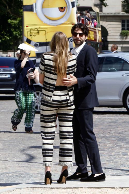 Elizabeth Olsen Stills Looking for a Cab in Paris 3