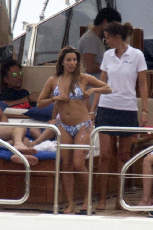 Eva Longoria in Bikini at a Yacht in Mallorca Photos 2