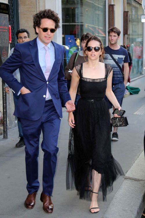 Felicity Jones Stills Out at Haute Couture Paris Fashion Week 3