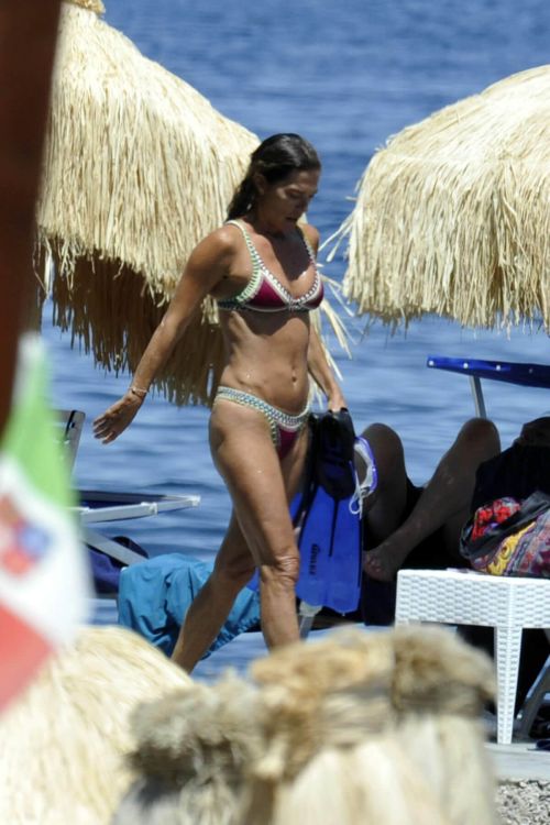 Fiona Swarovski Stills in Bikini at a Beach in Hotel Regina in Ischia 7