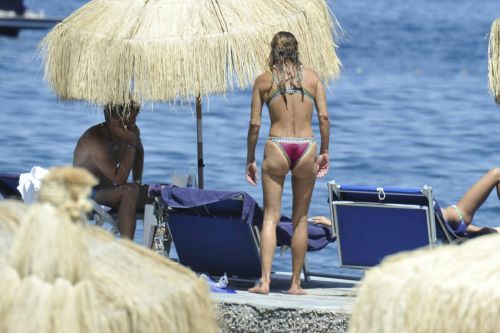 Fiona Swarovski Stills in Bikini at a Beach in Hotel Regina in Ischia 9