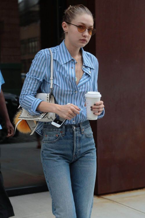 Gigi Hadid in Jeans Leaves Her Apartment in New York Images 4