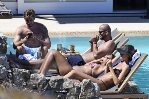 Izabel Goulart and Kevin Trapp Stills on Holiday in Mykonos 6