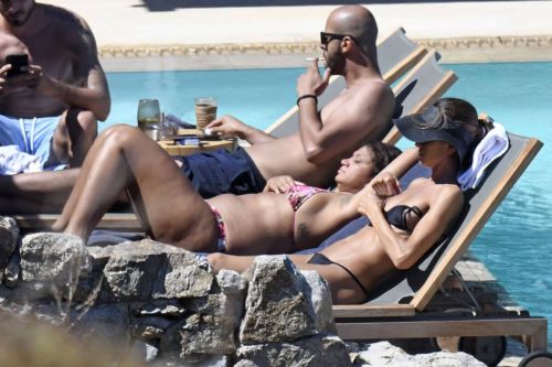 Izabel Goulart and Kevin Trapp Stills on Holiday in Mykonos 7