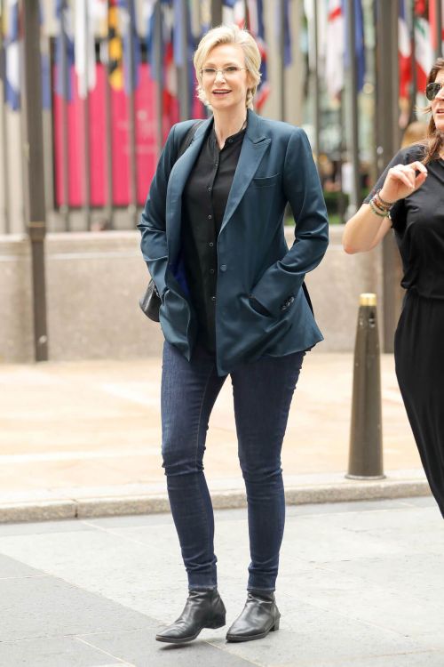 Jane Lynch Stills Out and About in New York 3