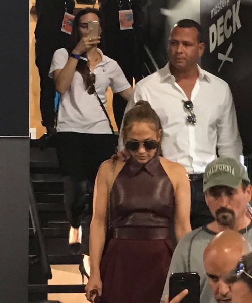 Jennifer Lopez and Alex Rodriguez Stills Out in Miami 4