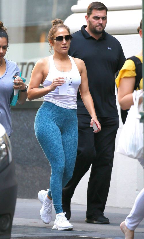 Jennifer Lopez Leaves a Gym in New York Photos 1