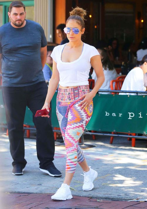 Jennifer Lopez Stills Out in New York Images 6