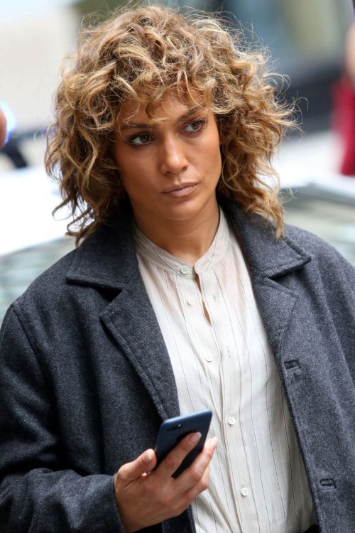 Jennifer Lopez Stills on the Set of Shades of Blue in New York 1