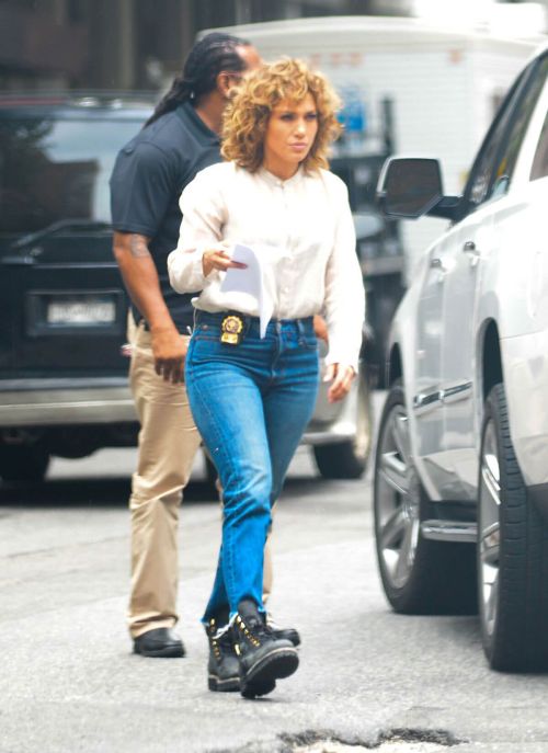 Jennifer Lopez Stills on the Set of Shades of Blue in New York 3