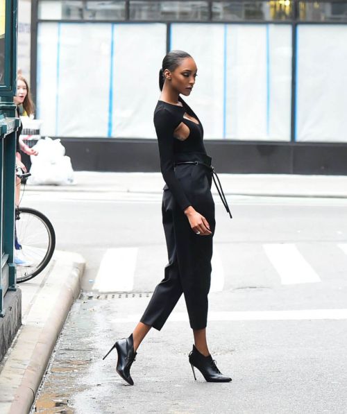 Jourdan Dunn on the Set of a Photoshoot in New York Photos 2