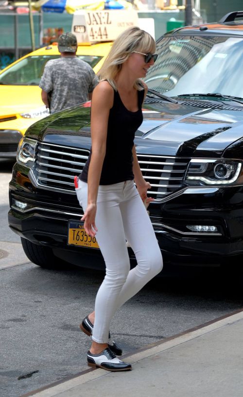 Karolina Kurkova Stills Out and About in New York 3