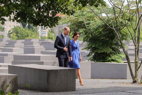 Kate Middleton Stills at Brandenburg Gate in Berlin 8