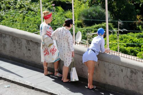 Katy Perry Stills on Vacation in Capri Images 4