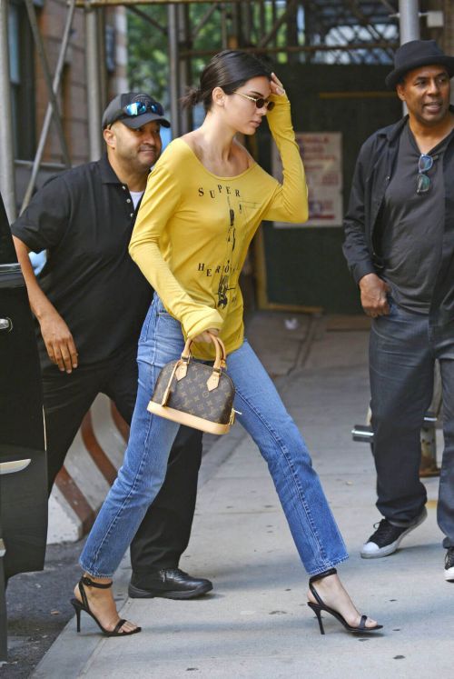 Kendall Jenner Out and About in New York Photos 4