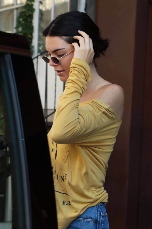 Kendall Jenner Out and About in New York Photos 7