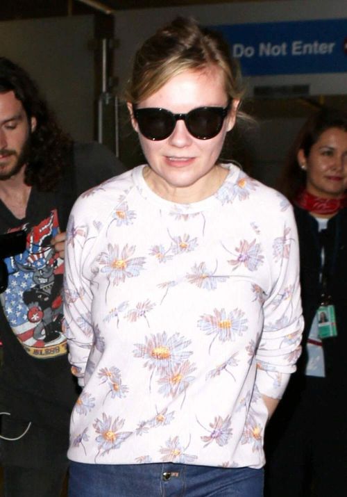 Kirsten Dunst Stills at LAX Airport in Los Angeles 13