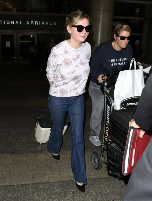 Kirsten Dunst Stills at LAX Airport in Los Angeles 14