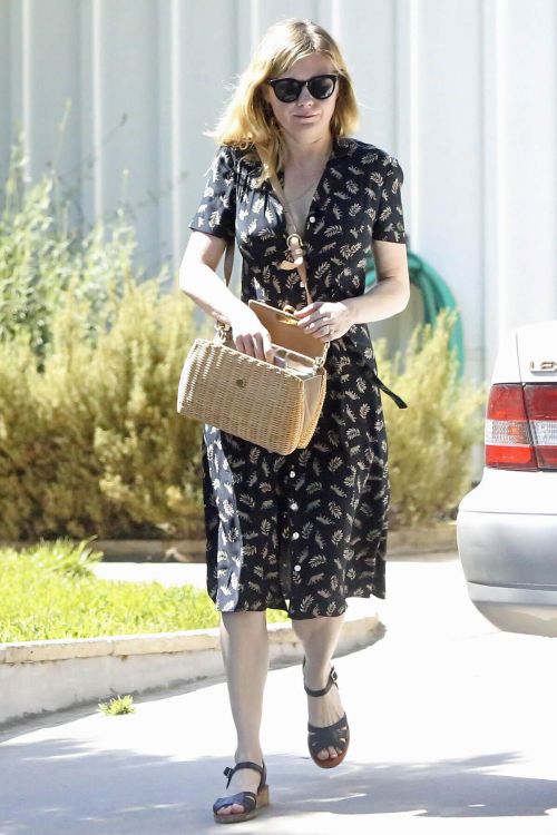 Kirsten Dunst Stills Out in Toluca Lake 4