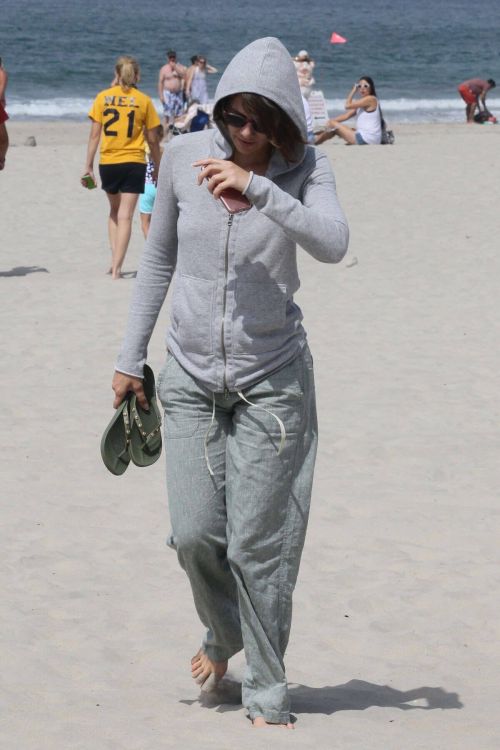 Lauren Cohan and Alanna Masterson Stills at Coronado Beach in San Diego 7