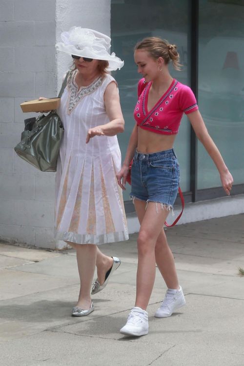 Lily-Rose Depp Stills at Out For Lunch With a Friend in Los Angeles 10