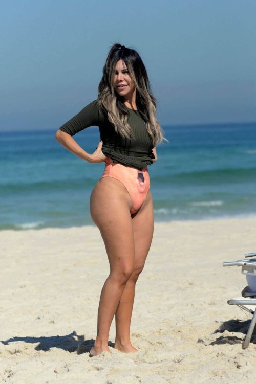 Liziane Gutierrez in Shocked Trump Swimsuit at a Beach in Brazil Photos 3