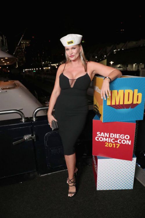 Natasha Henstridge Stills at imdboat Party in San Diego 1