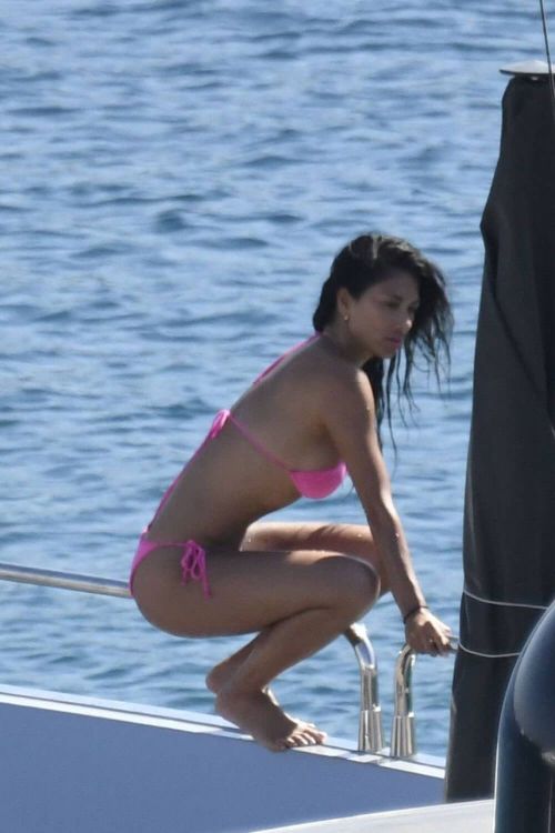 Nicole Scherzinger Stills in Bikini at a Boat in Mykonos 13