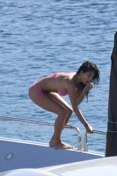 Nicole Scherzinger Stills in Bikini at a Boat in Mykonos 14