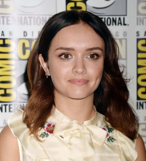 Olivia Cooke Stills at Ready Player One Press Line at Comic-con in San Diego 3