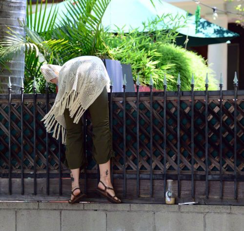 Paris Jackson Stills Going Over a Wall in Los Angeles 9