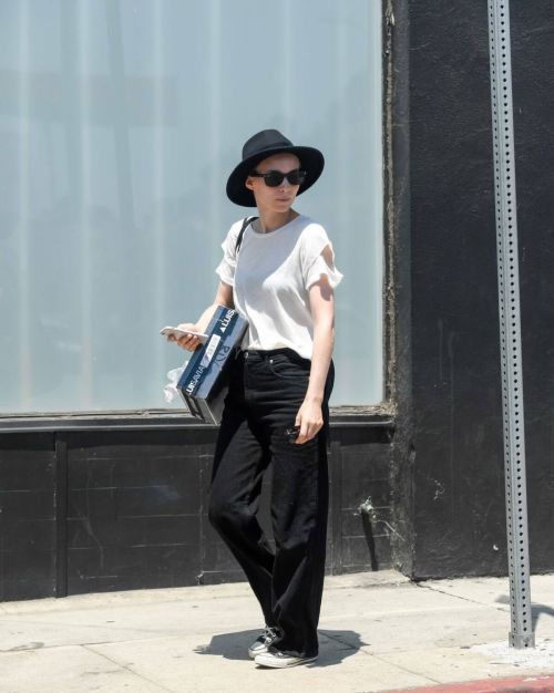 Rooney Mara Stills Out in Los Angeles