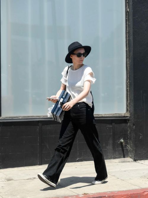 Rooney Mara Stills Out in Los Angeles 1