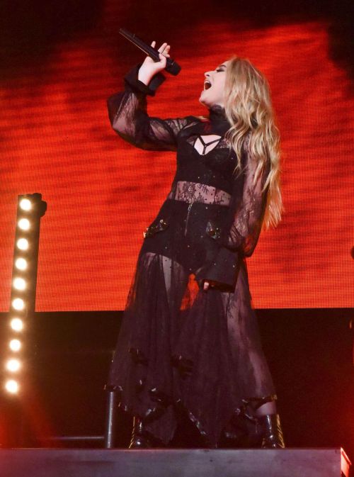 Sabrina Carpenter Performs at Wiltern in Los Angeles Photos 3