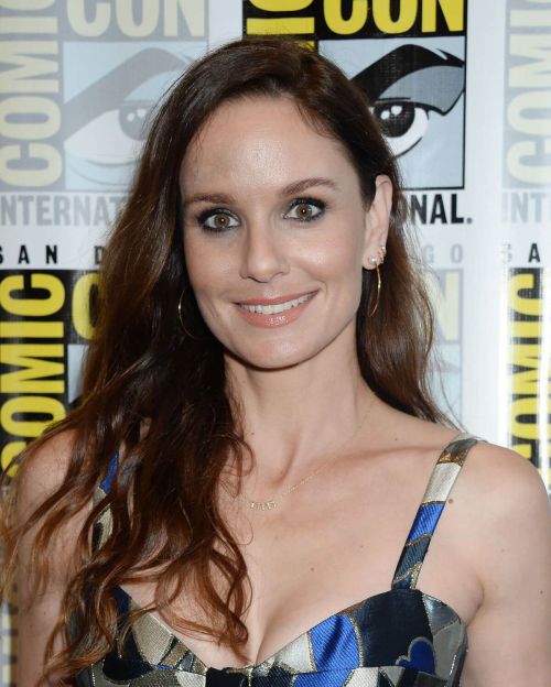 Sarah Wayne Callies at Colony Panel at Comic-con International in San Diego 4