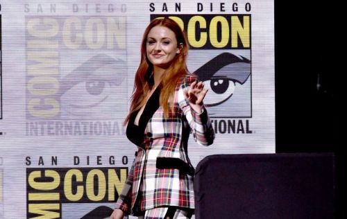 Sophie Turner Photos at Comic-con in San Diego 2